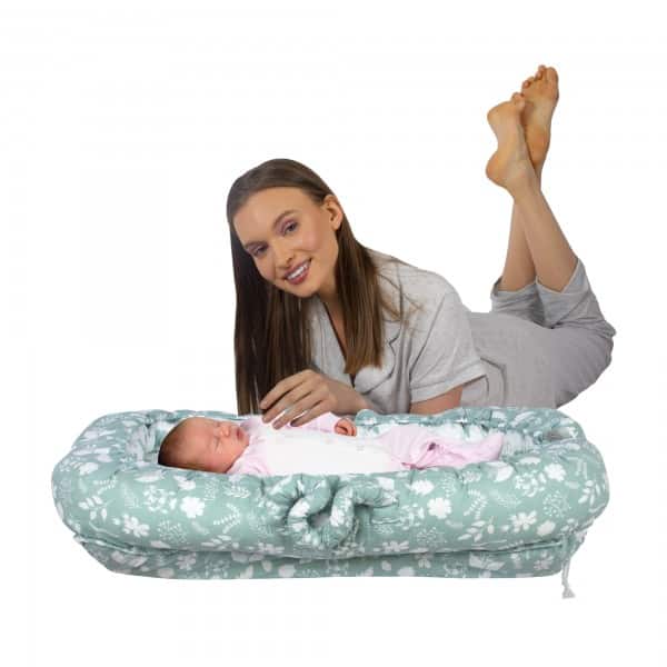 mother side baby bed