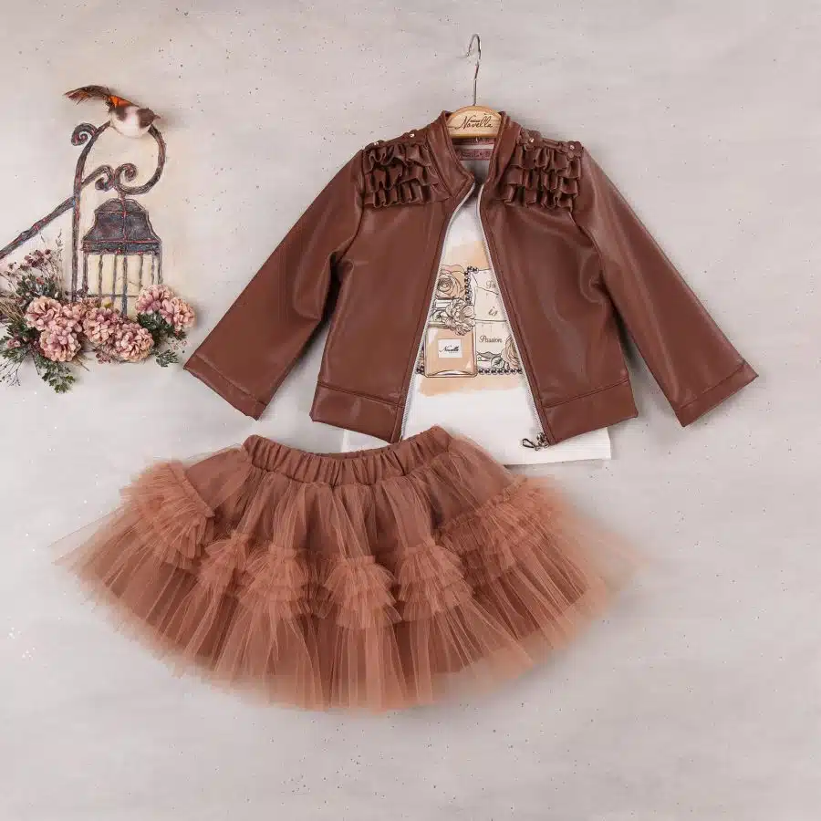 2739 BROWN