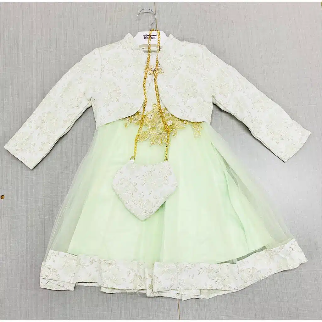 c029 green
