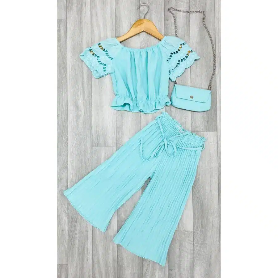 8137 GREEN