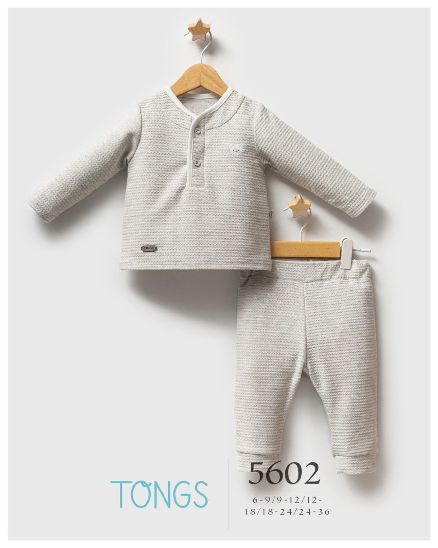 5602 grey Baby Boys Two Piece Spanish Embossed Teddy Outfit (6-36M)
