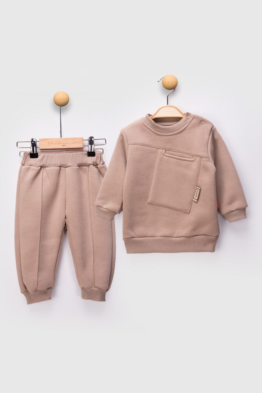 2497 beige Baby Boys Two Piece Centre Pocket Tracksuit (9-24M)