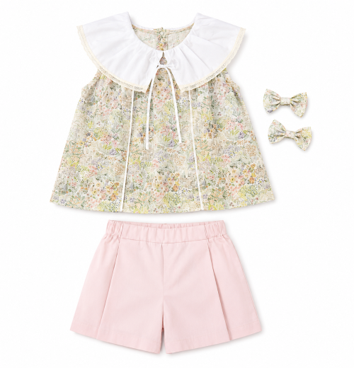 IMG 4311 Girls 2pc Pastel Floral Top & Shorts Set with Hairclips (2-5Y)